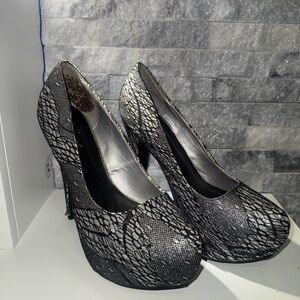 Shi by JOURNEYS Black Lace Heels